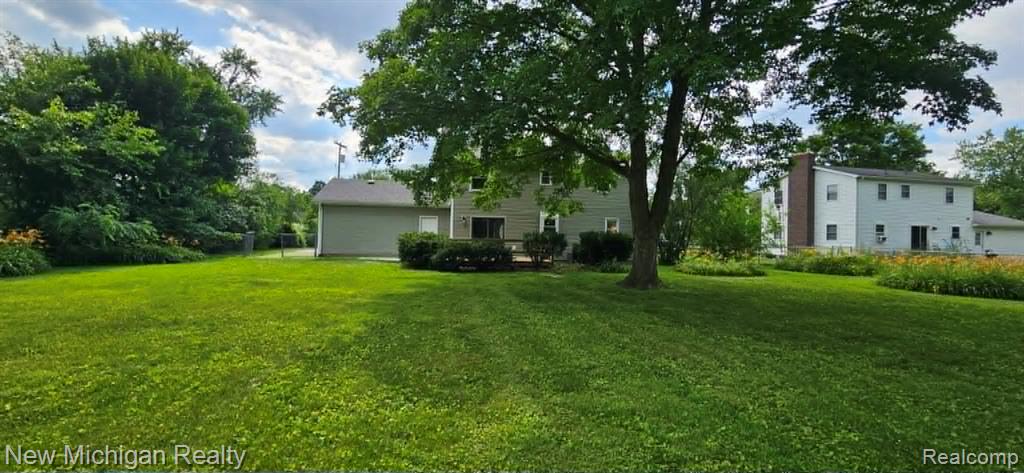 1105 Woodnoll Drive, Flint, MI 48507 — Photo 33