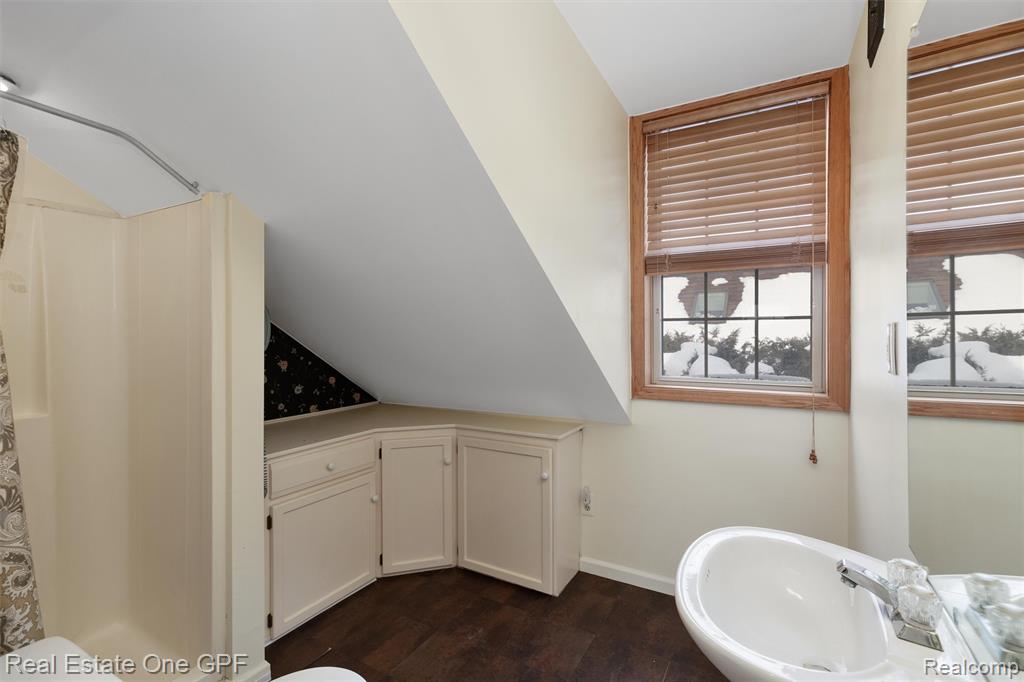636 Middlesex Road, Grosse Pointe, MI 48230 — Photo 38