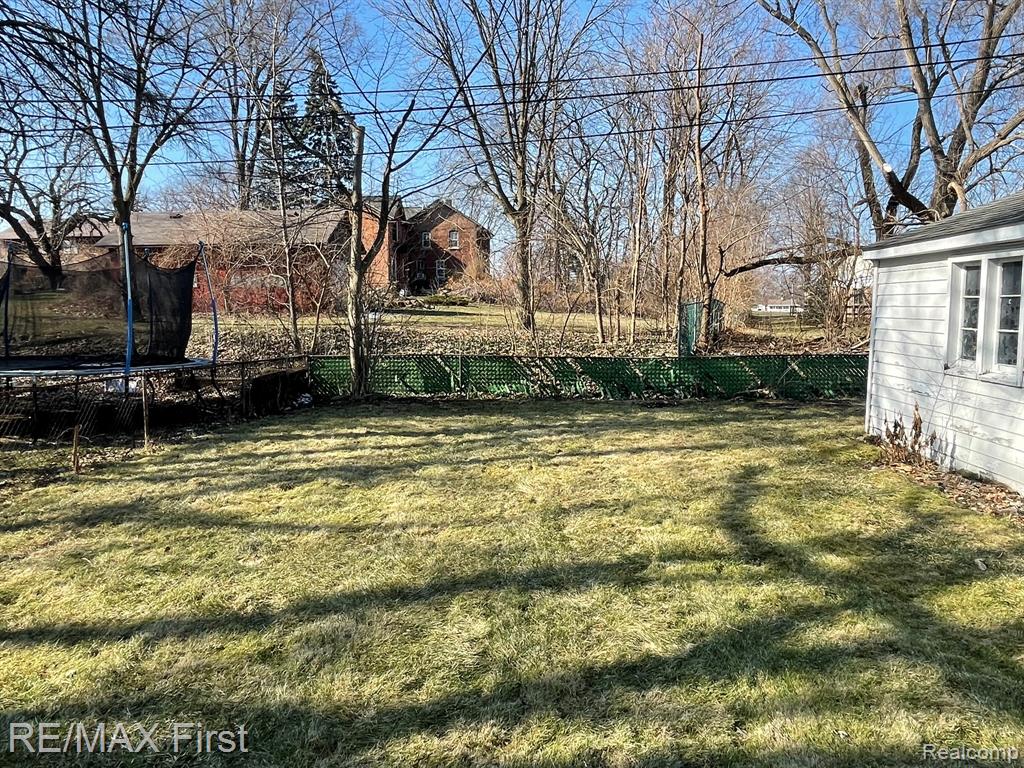 8236 Margaret Street, Taylor, MI 48180 — Photo 2