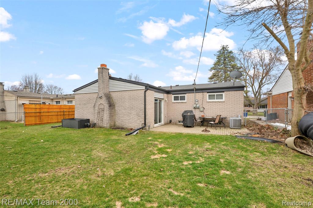 39784 Hillary Drive, Canton, MI 48187 — Photo 25