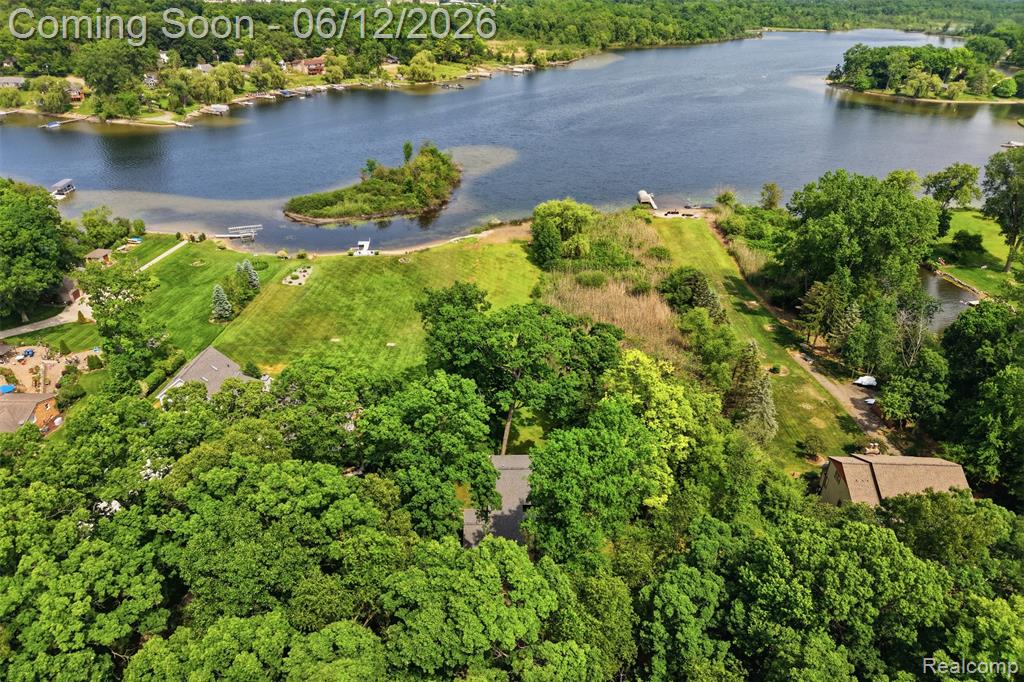 380 Sunset, White Lake, MI 48383 — Photo 4