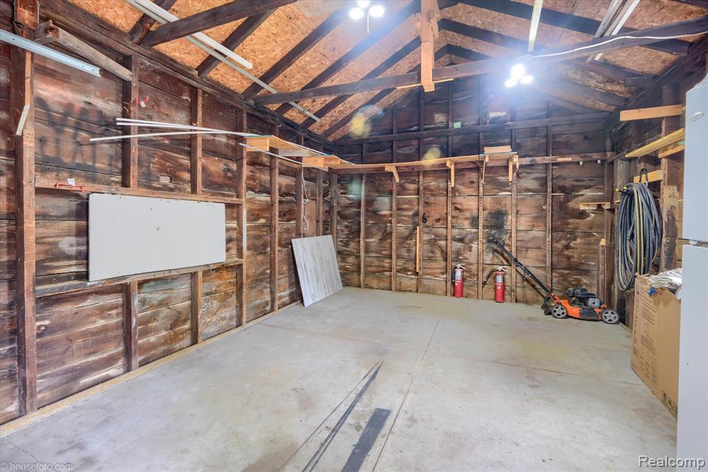 29 Law Street, Lapeer, MI 48446 — Photo 36