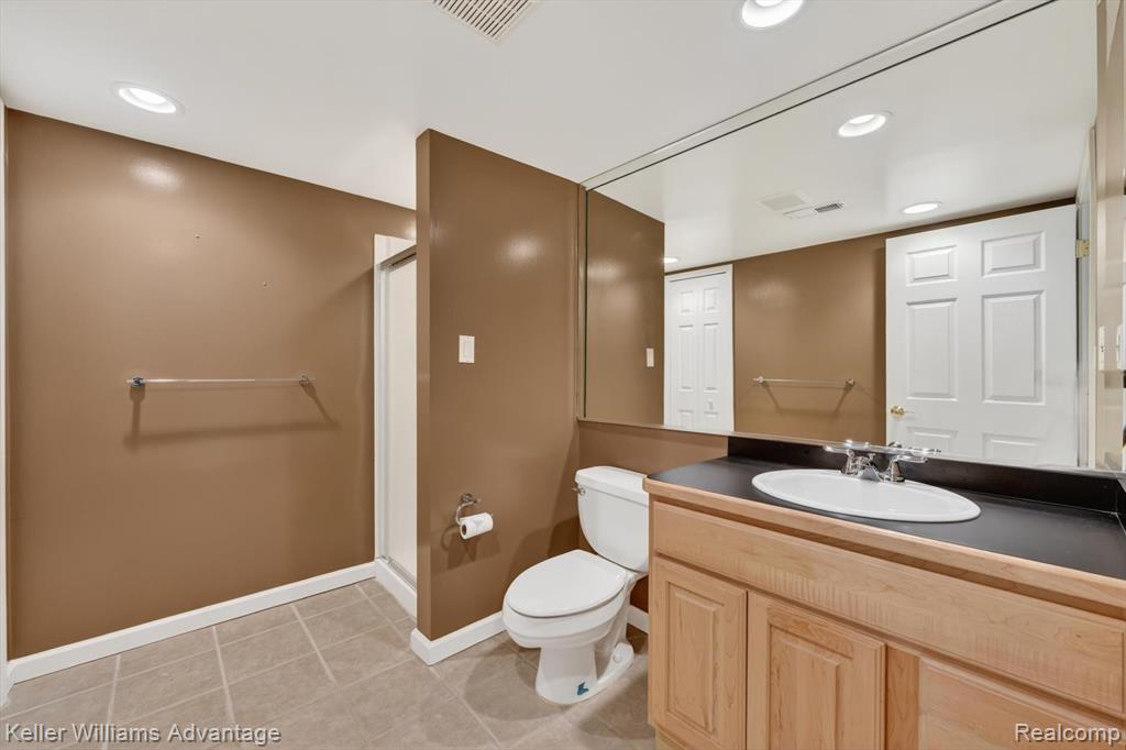 6356 Branford Drive, West Bloomfield, MI — Photo 49