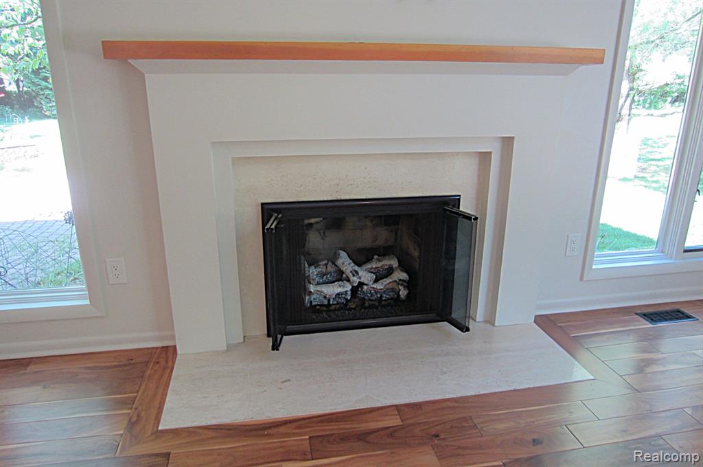 31115 Stafford St, Beverly Hills, MI 48025 — Photo 5