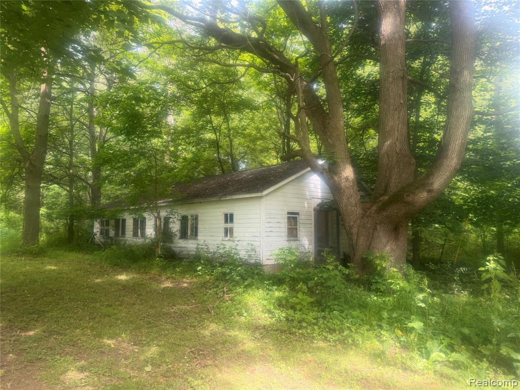 8566 Fostoria Road, Fostoria, MI 48435 — Photo 40