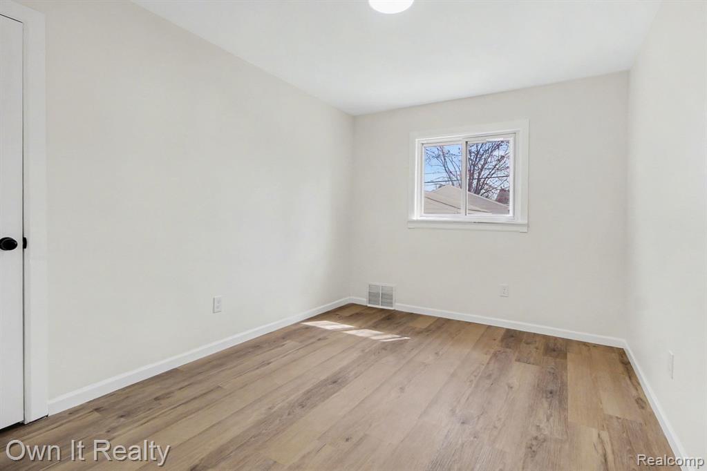 1555 Levona Street, Ypsilanti, MI 48198 — Photo 21