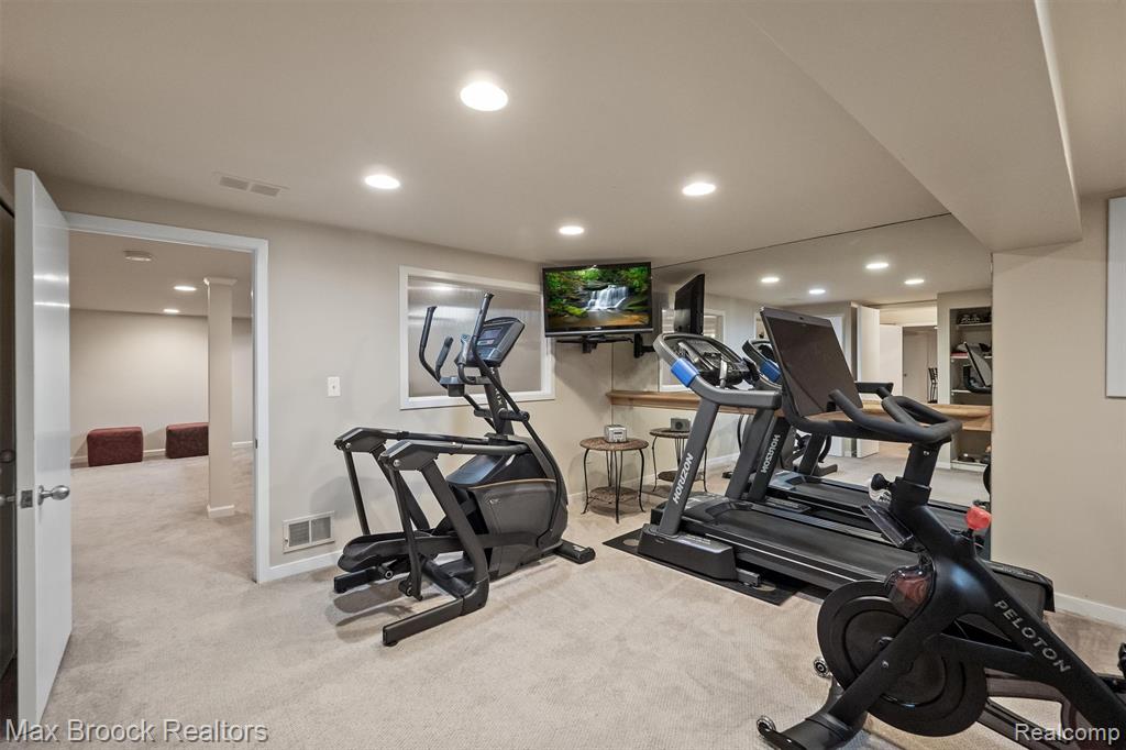 6612 Stonebridge E, West Bloomfield, MI — Photo 42