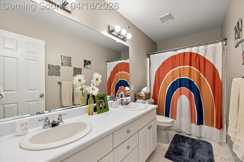 1133 Walloon Way, Lake Orion, MI — Photo 43