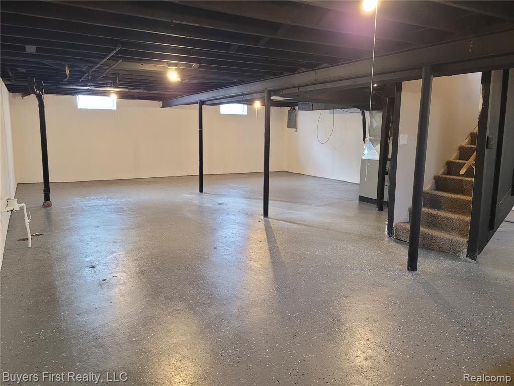 21741 Church Street, Oak Park, MI 48237 — Photo 14