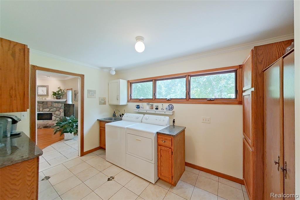 50666 W 9 Mile Road, Novi, MI — Photo 29