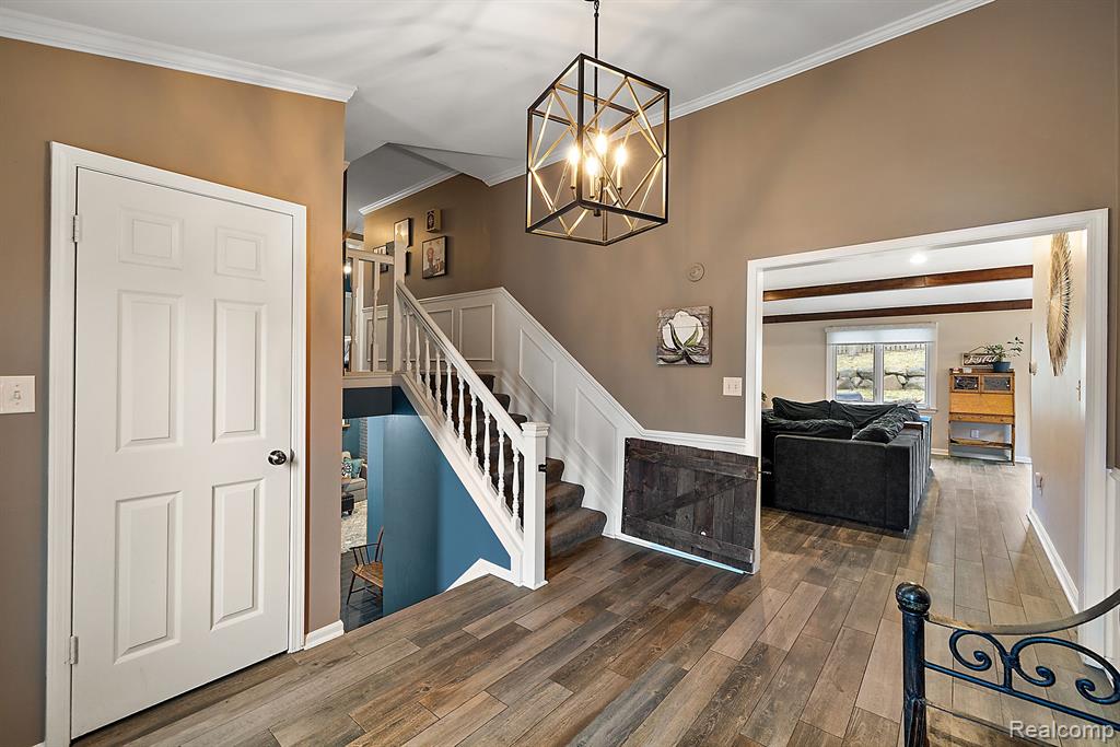 555 Kendry, Bloomfield Hills, MI 48302 — Photo 2