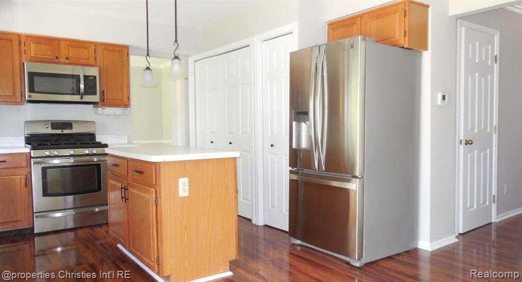 45708 BRYN MAWR Road, Canton, MI 48187 — Photo 6