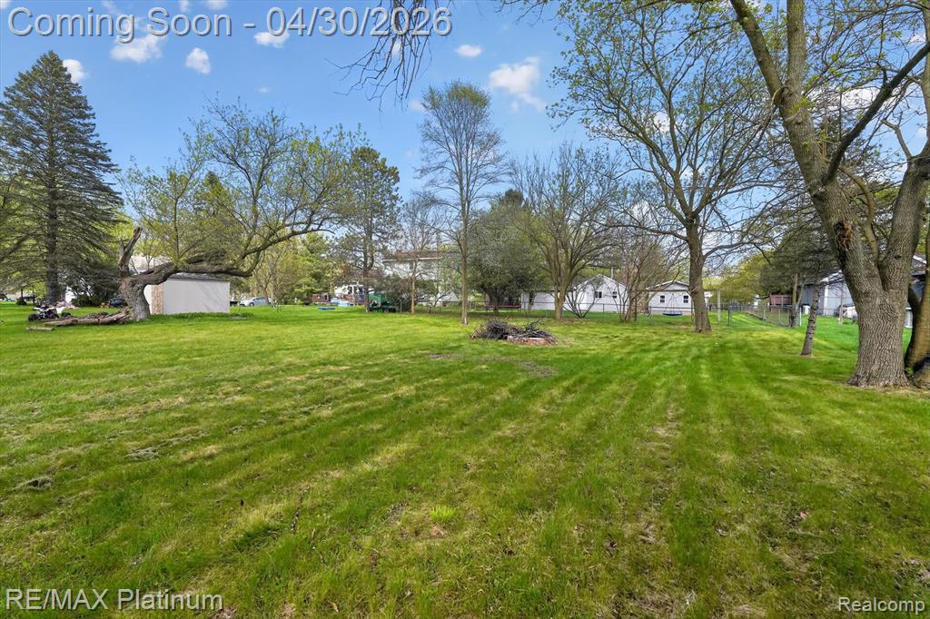 2417 Howald Avenue, Flint, MI 48504 — Photo 39