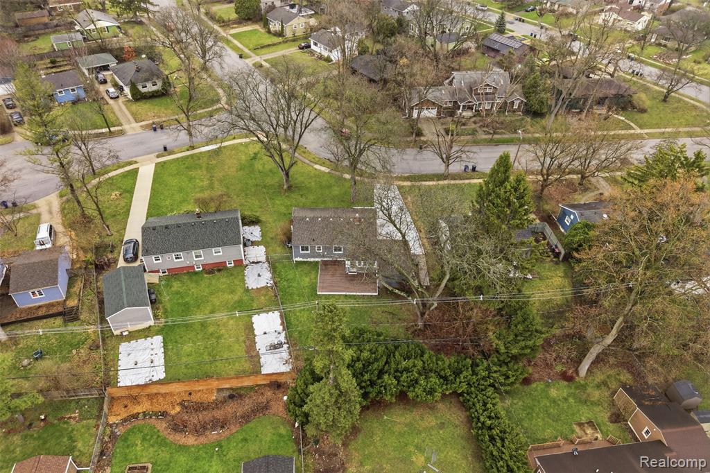 831 Loyola Drive, Ann Arbor, MI 48103 — Photo 38
