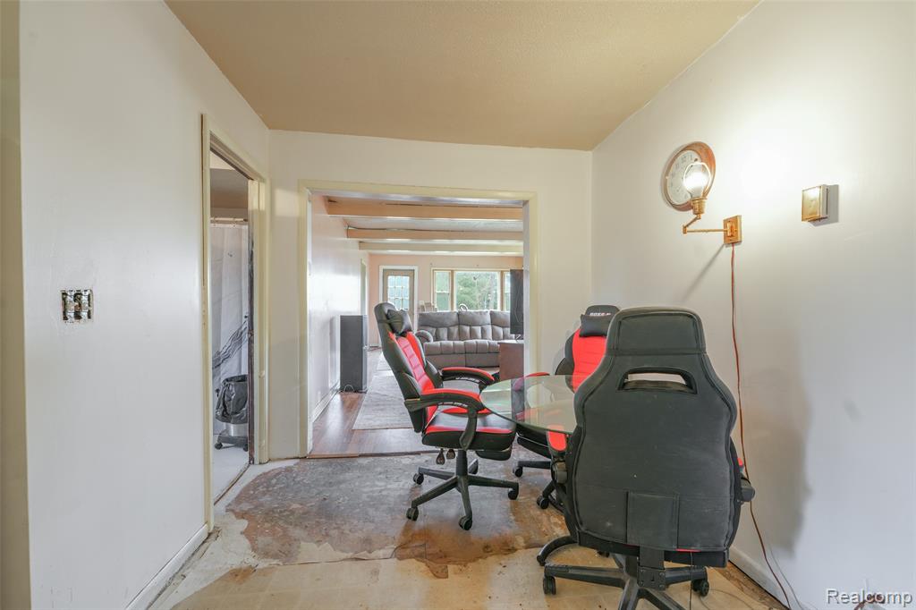 5704 Crandall Road, Howell, MI 48855 — Photo 6