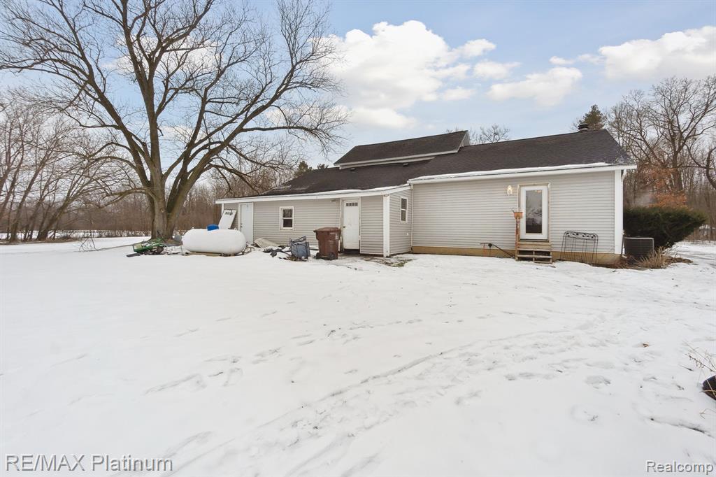 7366 W ALLEN Road, Fowlerville, MI 48836 — Photo 31