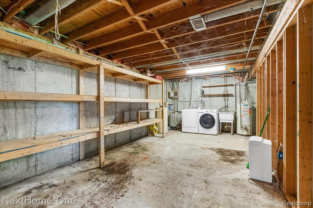 7469 LONGWORTH Drive, Brighton, MI 48116 — Photo 15