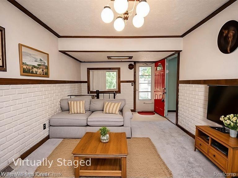 6903 Dandison Boulevard, West Bloomfield, MI 48324 — Photo 8