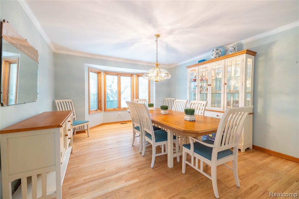 29462 East River Road, Grosse Ile, MI 48138 — Photo 36
