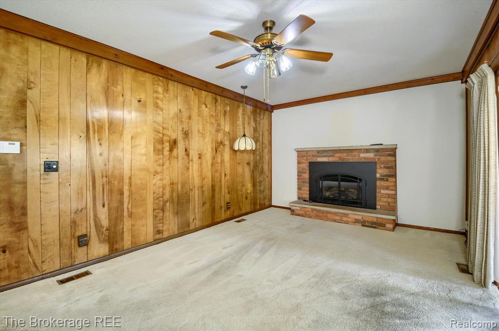 6228 Greenview Drive, Burton, MI 48509 — Photo 25