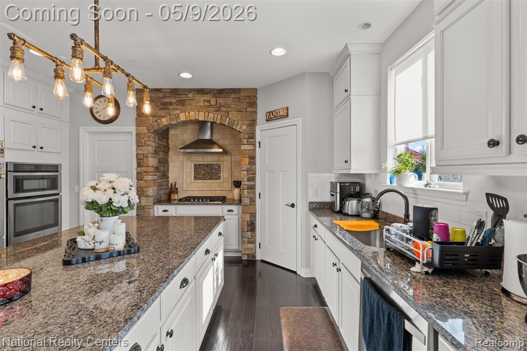 17632 Goldeneye Drive, Clinton Twp, MI 48038 — Photo 21