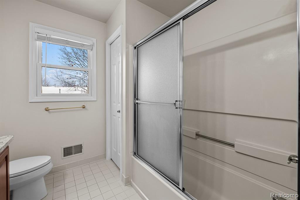3904 KAELEAF Road, Lake Orion, MI — Photo 39