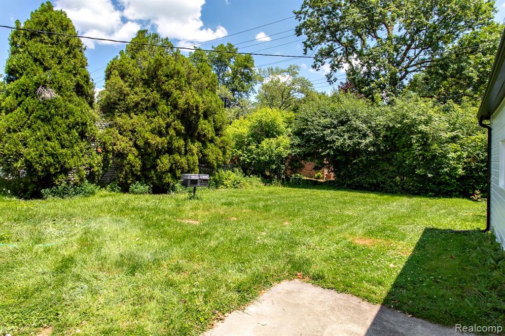 4056 Robina Avenue, Berkley, MI 48072 — Photo 41
