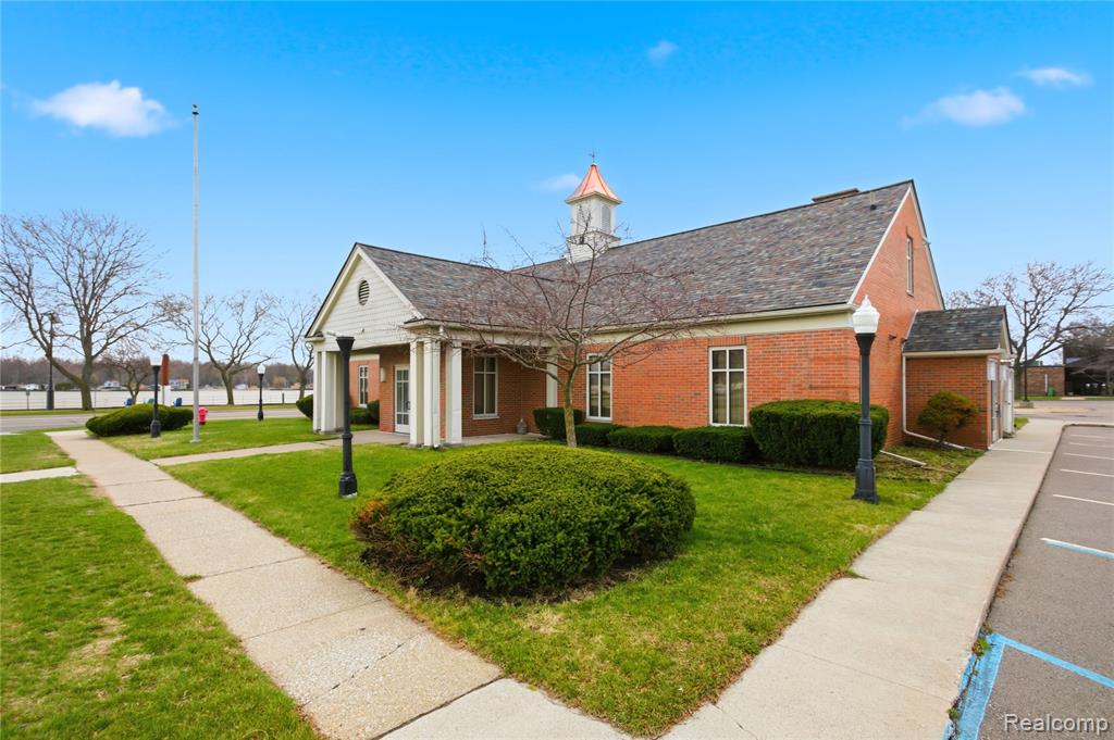 301 Summer Street, Algonac, MI 48001 — Photo 11