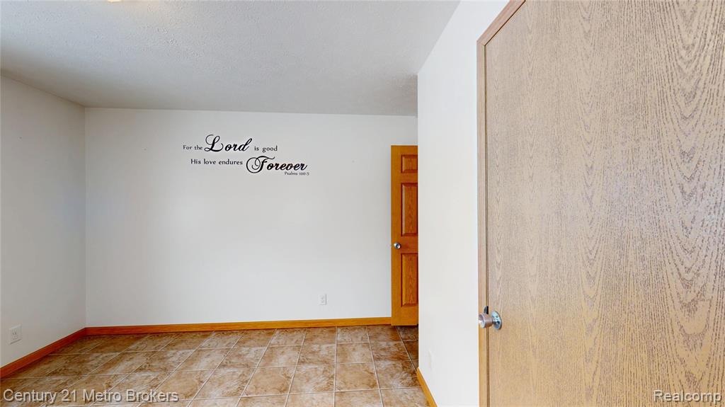 10582 E 80th Street, Reed City, MI 49677 — Photo 36