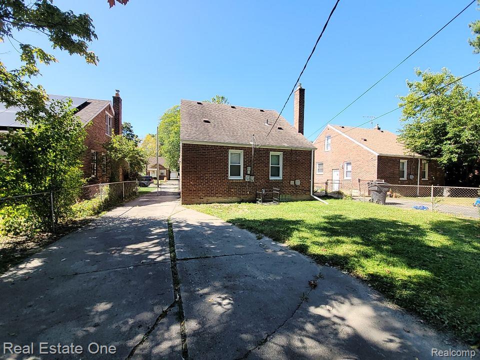 7732 DOLPHIN, Redford, MI 48239 — Photo 7