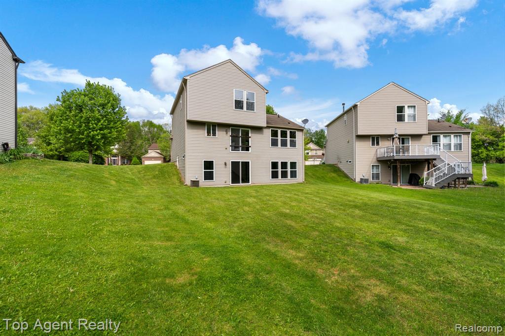 907 Deer Valley Road, Holly, MI 48442 — Photo 30