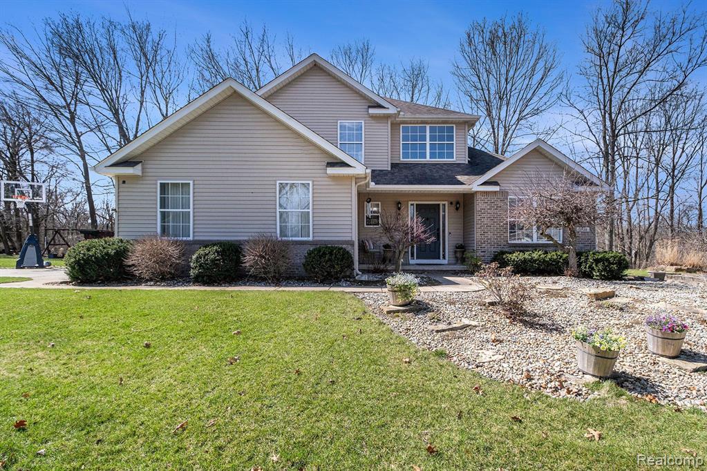 7926 FOREST CREEK, Whitmore Lake, MI 48189 — Photo 24