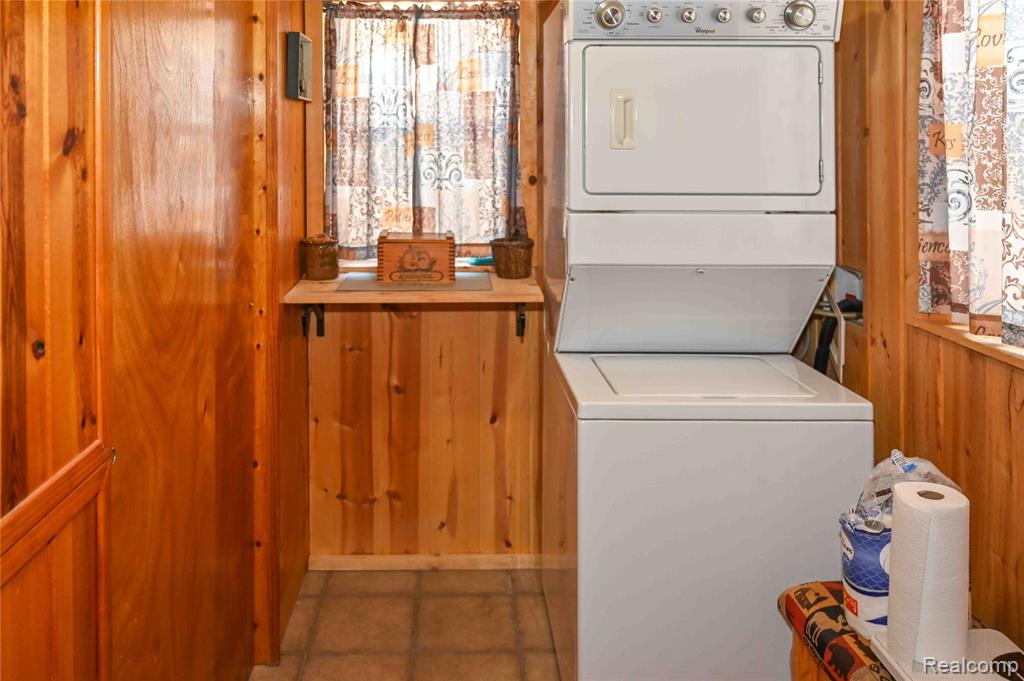 4712 Poplar Drive, Harrison, MI 48625 — Photo 39