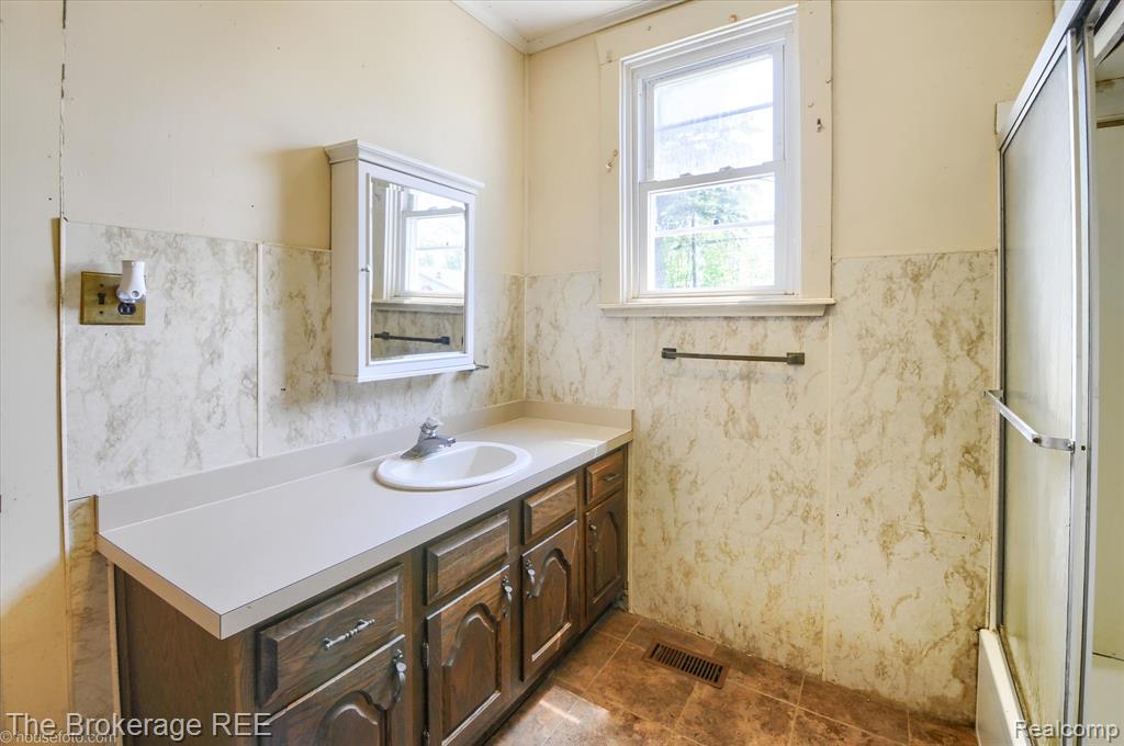 8114 WILSON Road, Otisville, MI 48463 — Photo 14