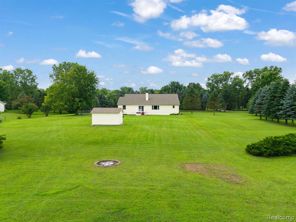4653 6 Mile Road, South Lyon, MI 48178 — Photo 53