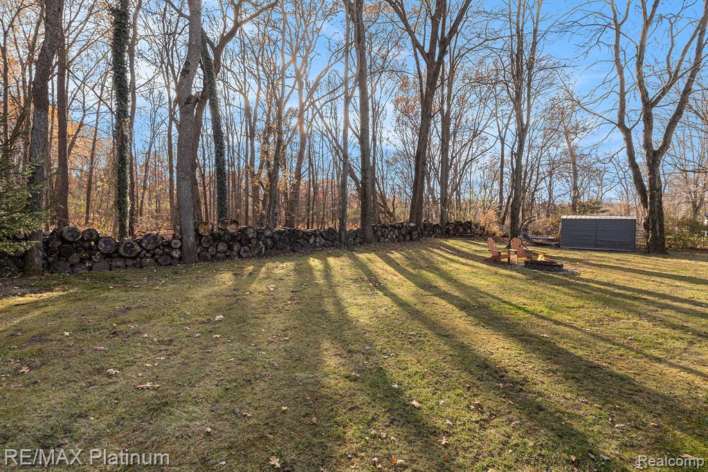 4653 Webberdale Drive S, Holly, MI 48442 — Photo 8