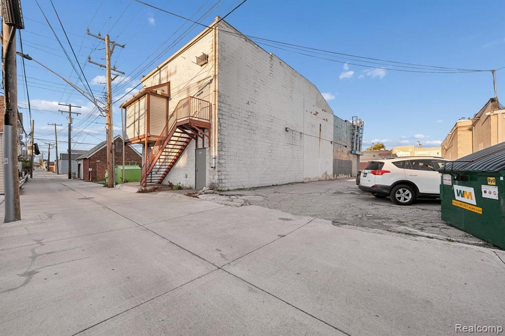 9819 Conant Street, Hamtramck, MI 48212 — Photo 35