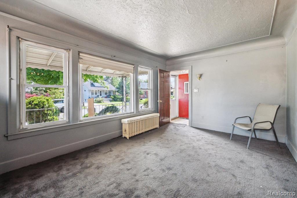 805 E GEORGE Avenue, Hazel Park, MI 48030 — Photo 10