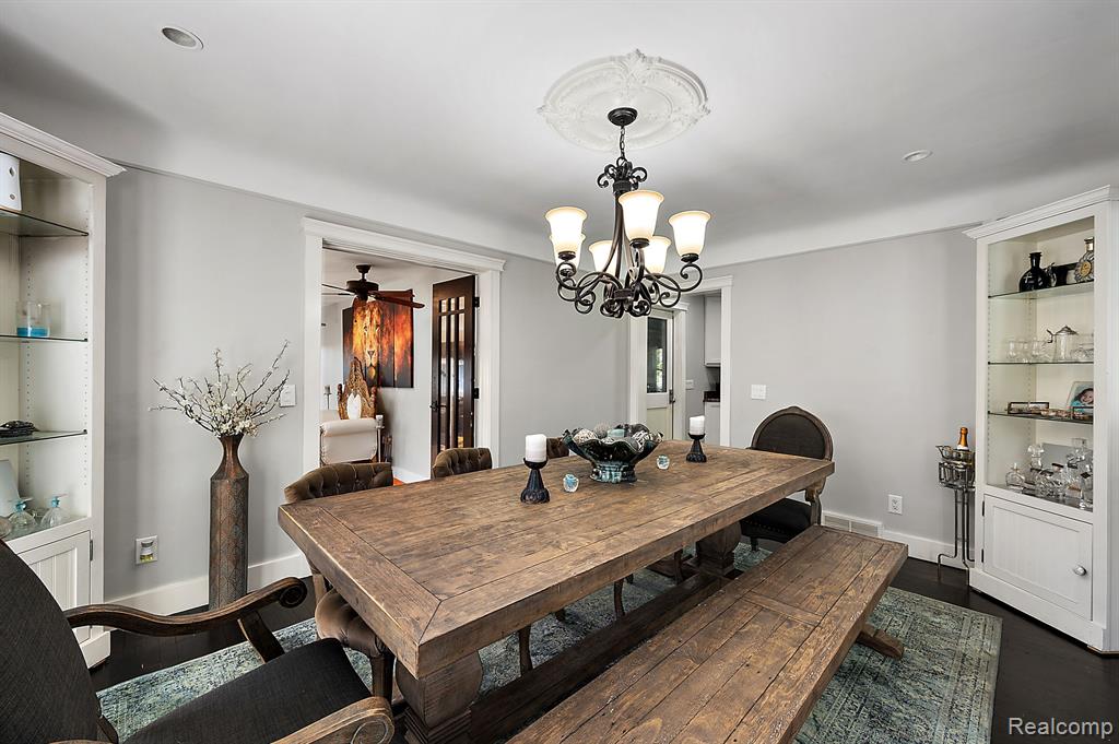 6491 HILLS Drive, Bloomfield Hills, MI 48301 — Photo 8