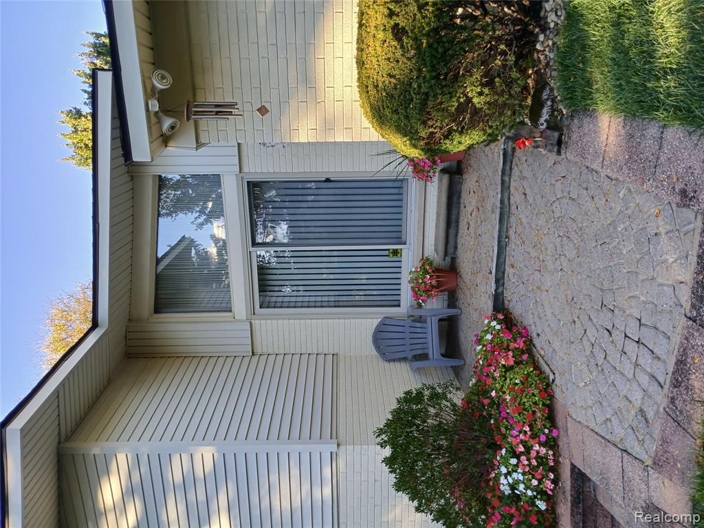 5361 Echo Road, Bloomfield Hills, MI 48302 — Photo 45