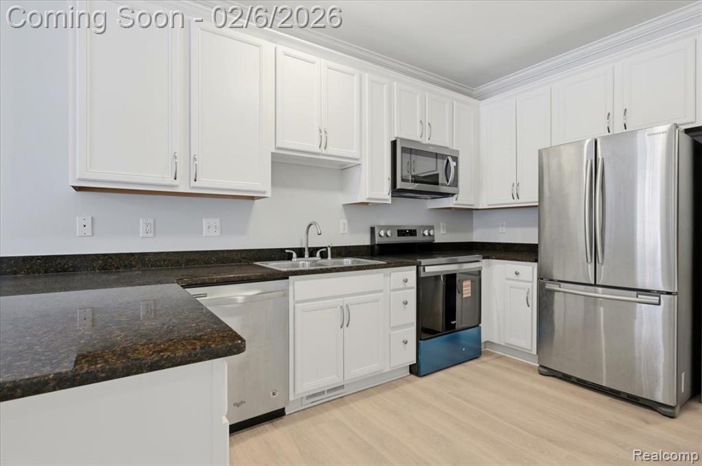 41160 Maplewood Drive, Canton, MI 48187 — Photo 15