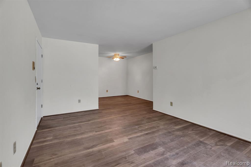 7769 Manor Circle, Westland, MI — Photo 21