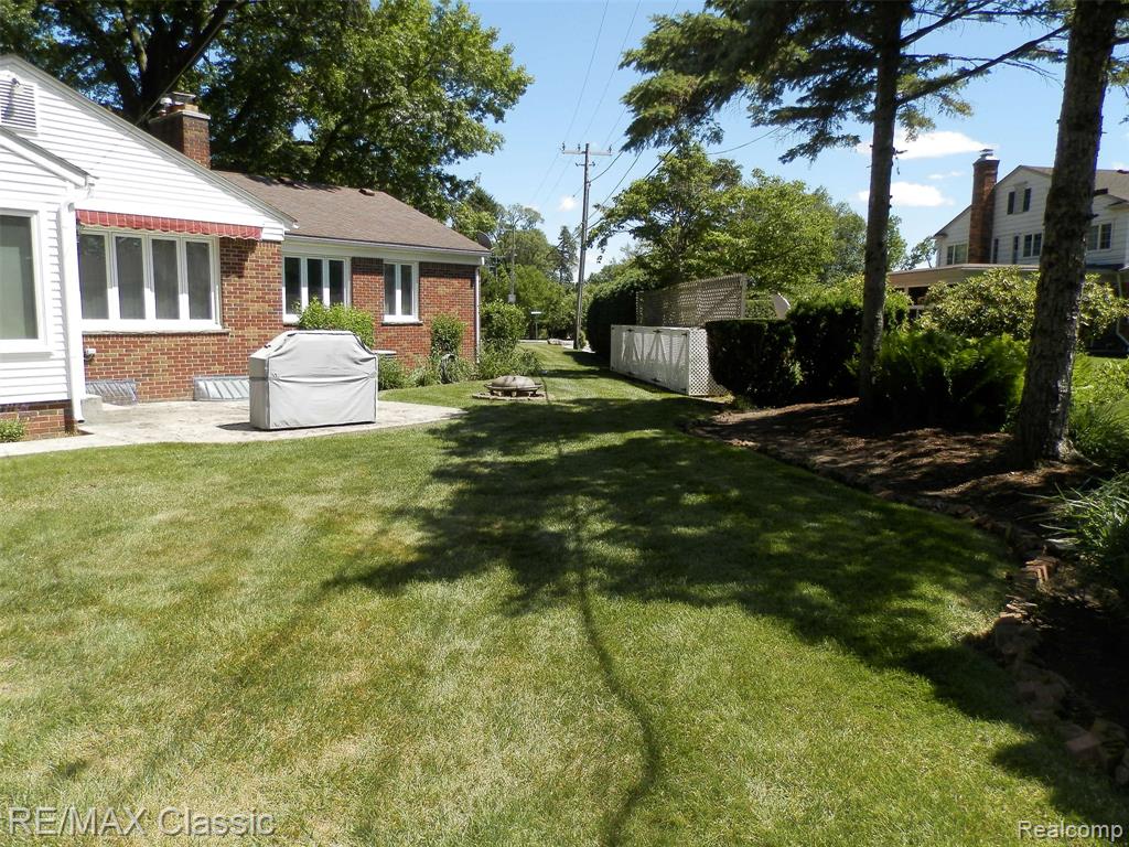 14921 Delaware Avenue, Redford, MI 48239 — Photo 26