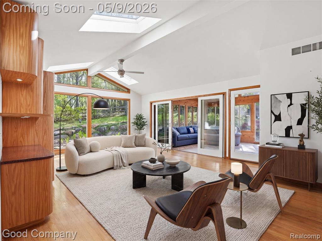 6733 Bloomfield Lane, West Bloomfield, MI — Photo 21
