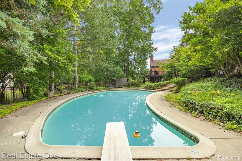 4279 Pine Lane, West Bloomfield, MI 48323 — Photo 31