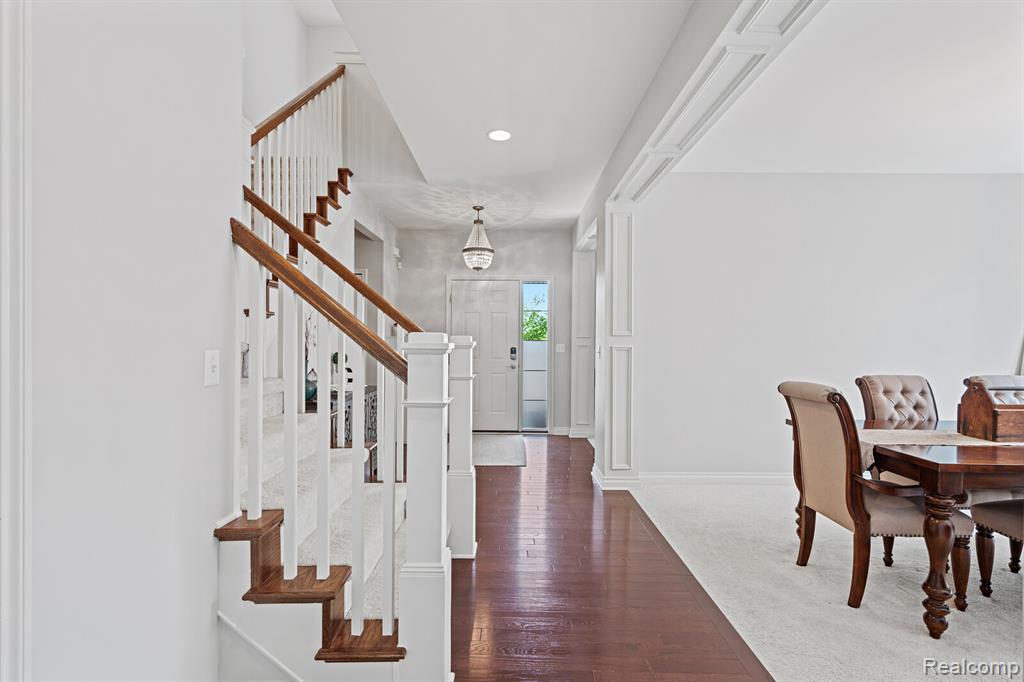 48073 Flatbush Circle, Macomb, MI 48042 — Photo 10