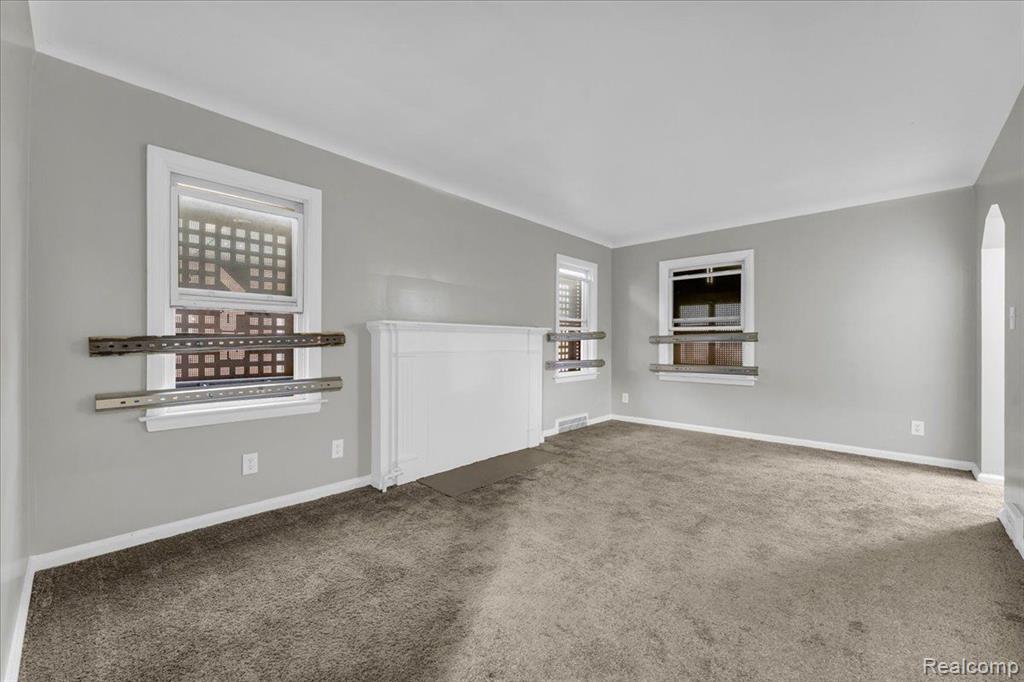 5585 CADIEUX Road, Detroit, MI 48224 — Photo 4