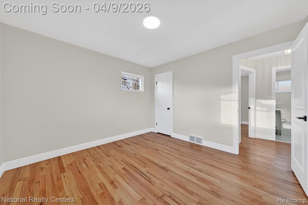 205 Royal Park Lane, Madison Heights, MI 48071 — Photo 29