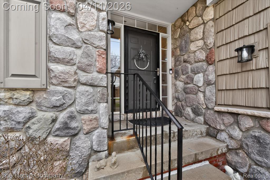 626 Rachel Lane, Milford, MI 48381 — Photo 6