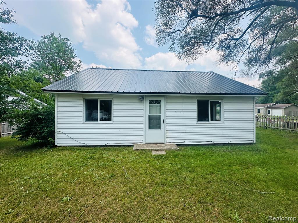 404 N Coral Street, Kalkaska, MI 49646 — Photo 2
